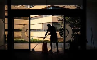 专业衣橱整理 收纳师服务 衣橱整理服务 新居开荒